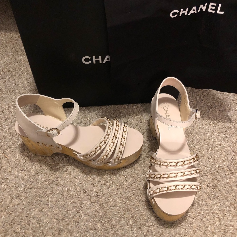 Authentic Chanel resin platforms calfskin chain 38.5